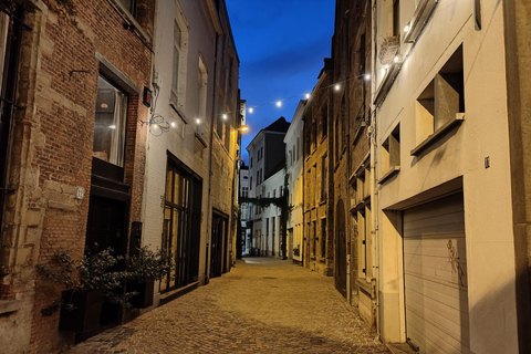 Antwerp after dark: murder, legends and ghost stories
