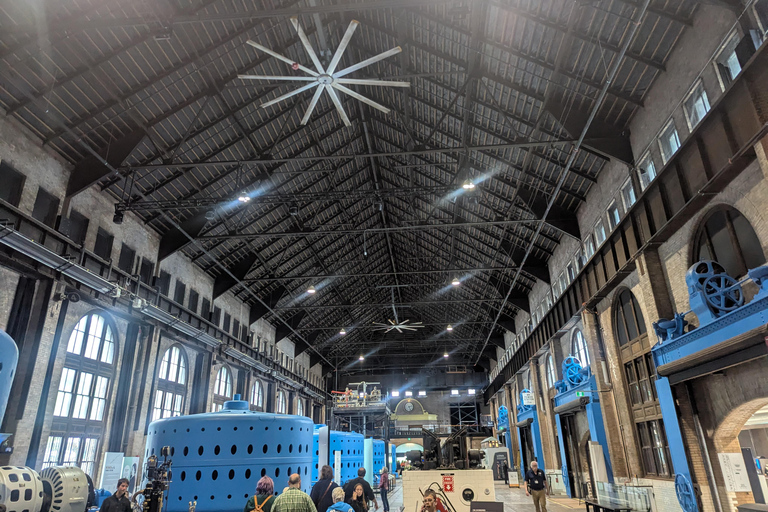 Niagara Falls Day Tour with Boat, Power Station & Tunnel