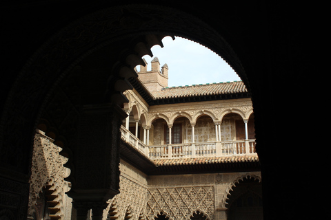 Sevilla: Koninklijke Alcazar, kathedraal en Giralda toren tourTour in het Engels