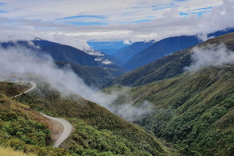 Manu 2 Days: Jungle Adventure and Wildlife Watching