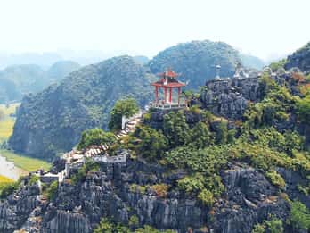 Tràng An, Hoa Lư und Mua Cave: Tagestour mit Mittagessen Tràng An, Hoa Lư und Mua Cave: Tagestour mit Mittagessen