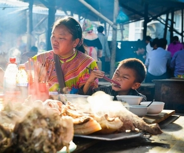 De Sa Pa: Visita de grupo ao mercado de Bac Ha no domingo
