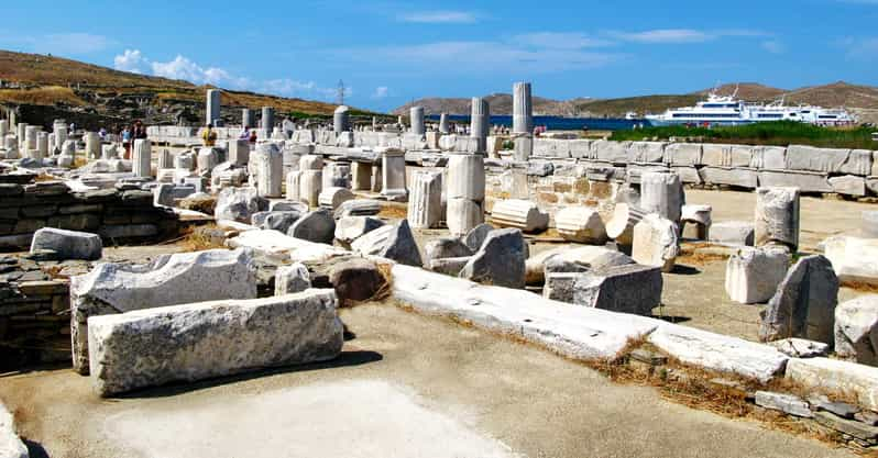 delos private tour