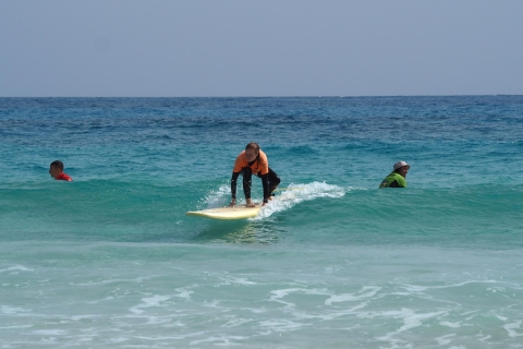 Fuerteventura: lección para aprender a surfearAprende a surfear: 2 horas x 3 días