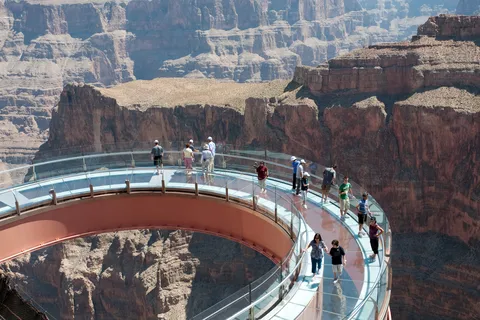 Las Vegas: Grand Canyon West Busstur med guidad promenad