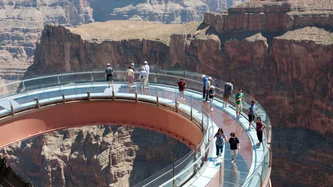 grand canyon bus tour with walking tour guide