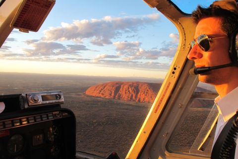 Esperienza in elicottero di 25 minuti a Uluru e Kata Tjuta