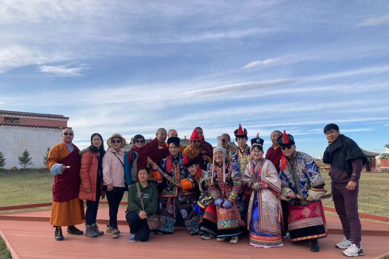 Ulaanbaatar: 6-Day Mongolia Tour with Hot Springs