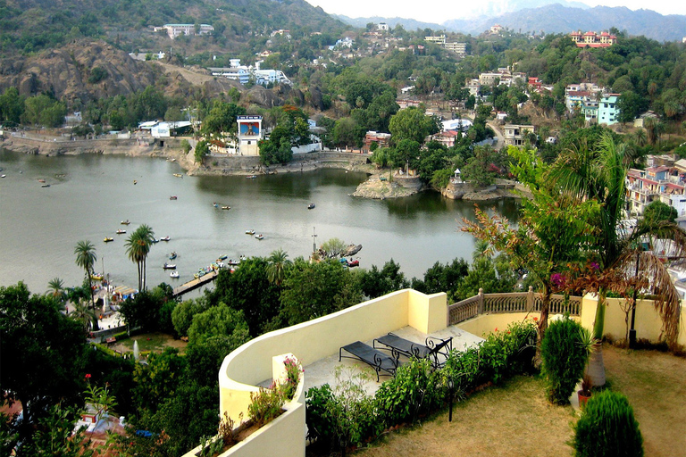 Dilwara-Tempel & Mount Abu: Private Tagesreise mit Transfer