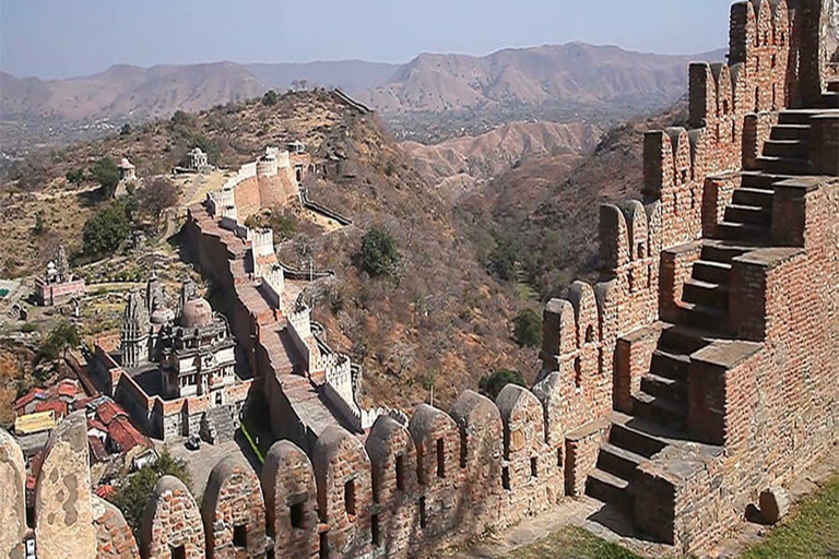 Kumbhalgarh Fort: Ganztägige Privattour mit Mittagessen