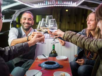 Zurigo: Tour e-Tuk-Tuk della fonduta di formaggio svizzero e del vino
