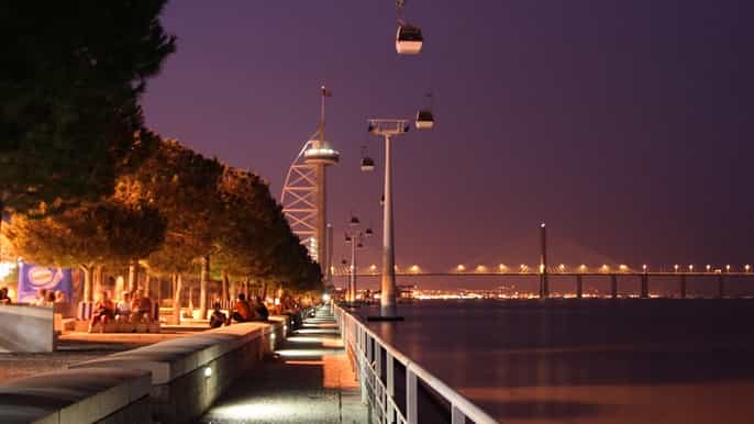 lisbon night riders sitway tour (parque das nações)