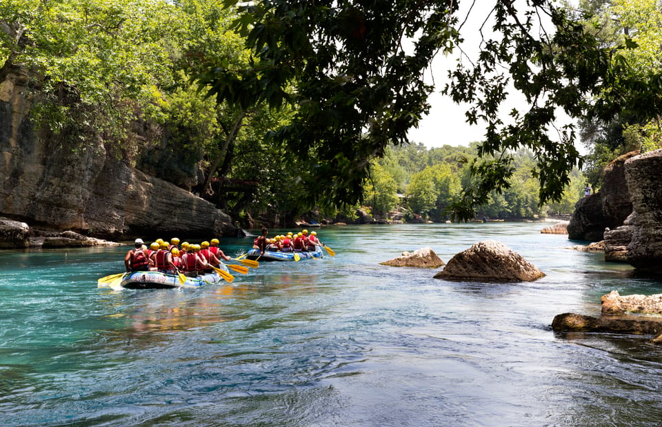 Rafting e aventura de safári de jipe no Koprulu Canyon