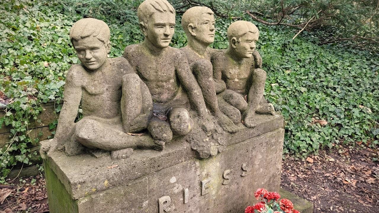 Zentralfriedhof Stettin: Geschichten und Geschichte