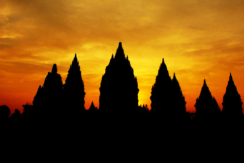 Yogyakarta: Prambanan Temple Guided Tour with Entry Ticket Private Transfer – Prambanan Temple (Multilingual Guide)