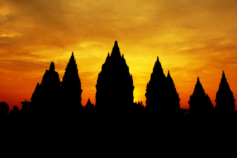 Yogyakarta: Prambanan Temple Guided Tour with Entry Ticket Private Transfer – Prambanan Temple (Multilingual Guide)
