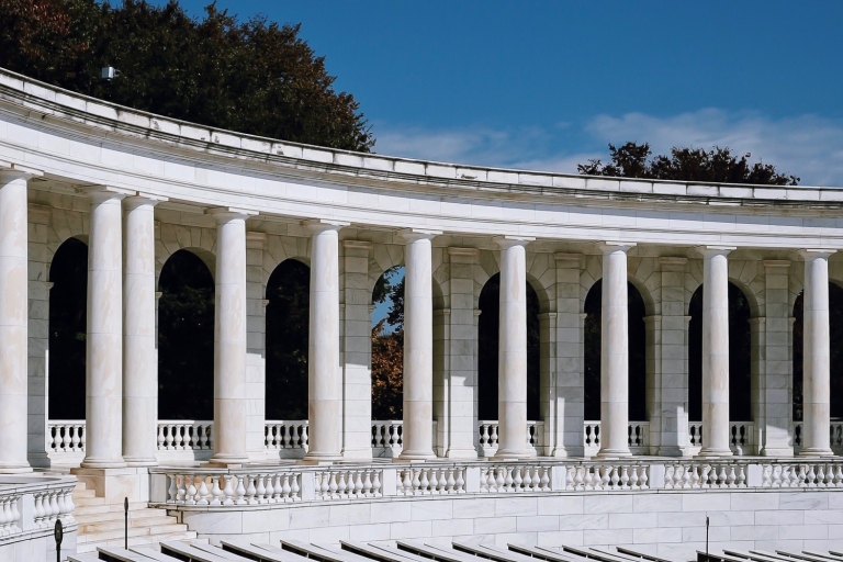 Cementerio Nacional de Arlington: Visita guiada a pieCementerio semiprivado del cementerio nacional de Arlington en inglés