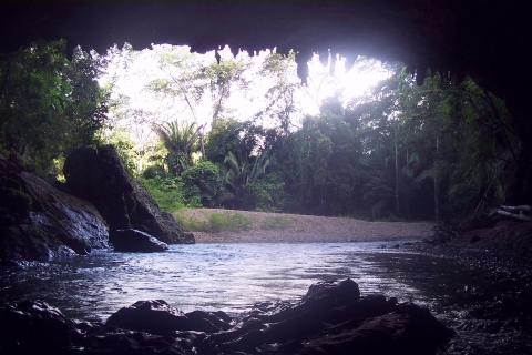 San Ignacio: Cave Tubing met lunch en optionele ziplineCave Tubing & Zipline