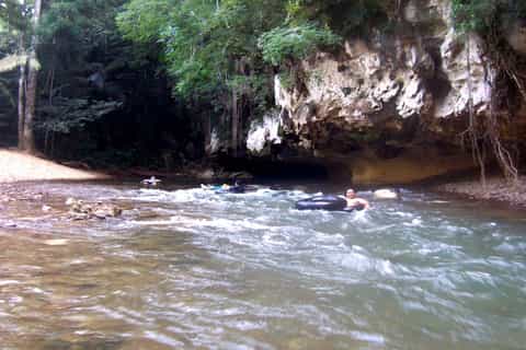 San Ignacio: Cave Tubing with Lunch & Optional Zipline