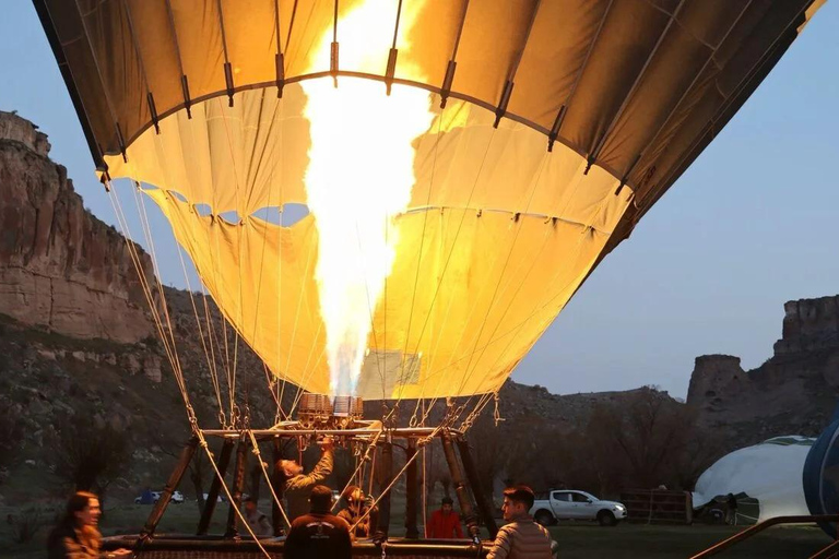 Cappadocia Ihlara Valley Hot Air Balloon Exprience w/Pickup