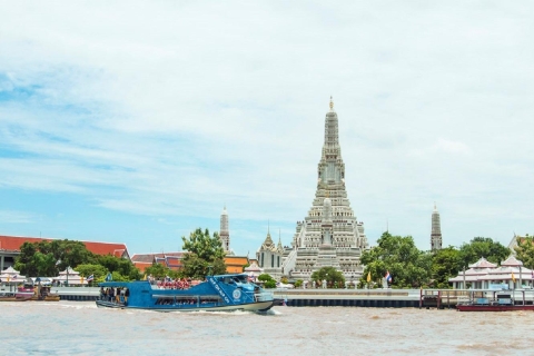 Río Chao Phraya: tuk tuk y barco turísticoPunto de encuentro para el tour
