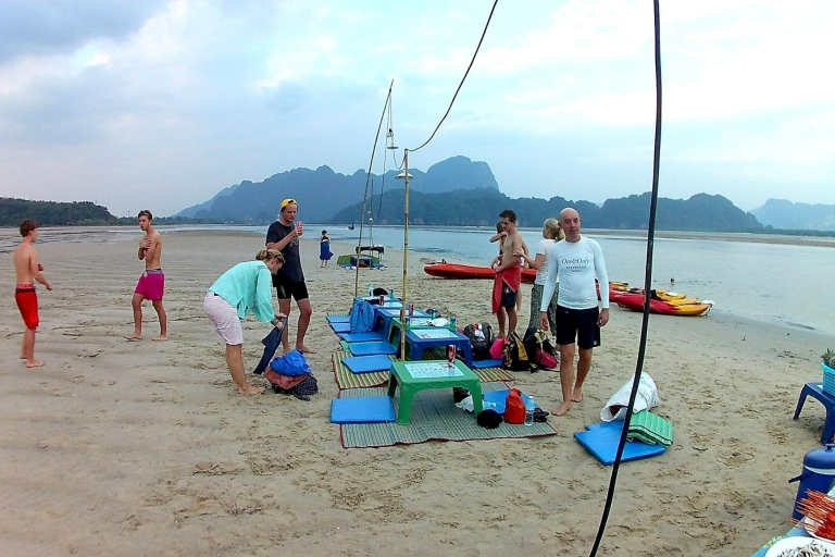 Krabi: Kajakken op zee in Ao Thalane en Hong Island4 uur durende kajaktocht naar Ao Thalane