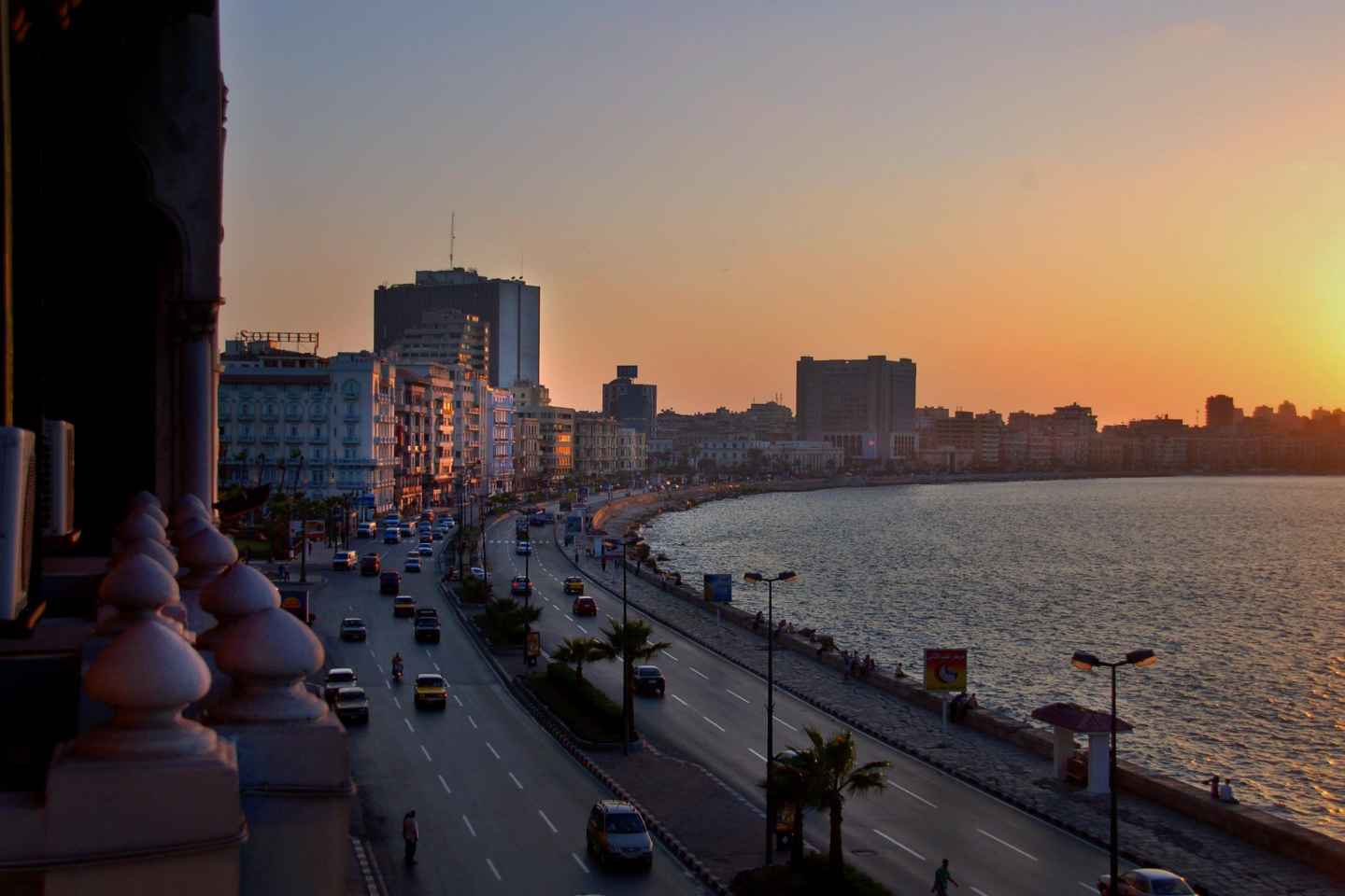 Von Kairo: Übernachtung in Alexandria