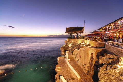 Montego Bay : Plage de Seven Miles et vue sur le coucher de soleil du Rick's CaféAvec déjeuner