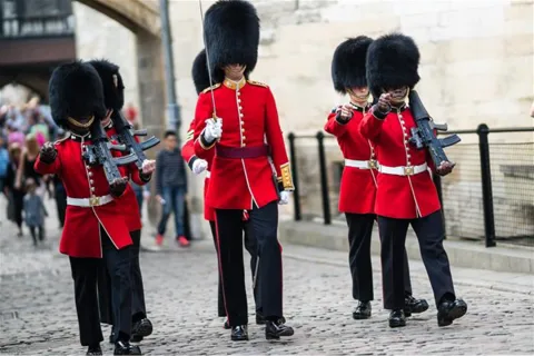 Hopp-på-hopp-av-busstur i London og Tower of London