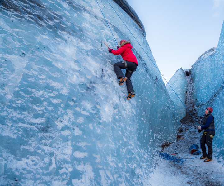 Reykjavik/Sólheimajökull: Glacier Hiking & Ice Climbing Trip
