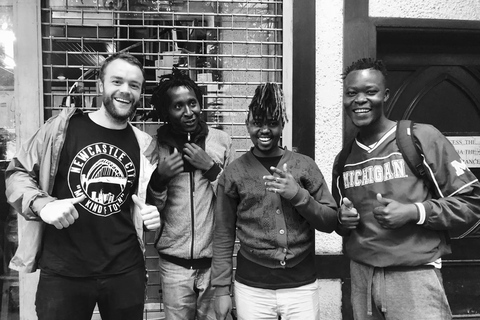 Nairobi Storytelling Tour com ex-meninos de rua