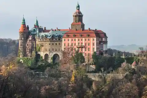 Skip-the-line Ksiaz Castle from Wroclaw by Private Car
