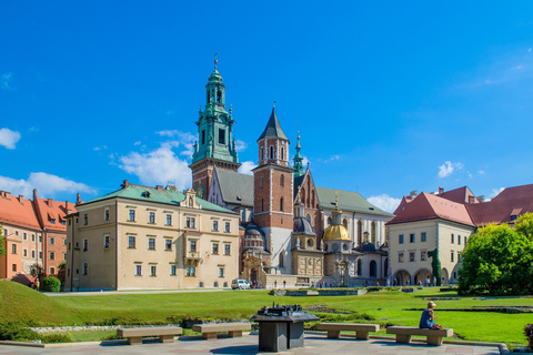 Krakow: Skip-the-Line Wawel Castle &amp; Old Town Guided Tour5-Hours Guided Tour