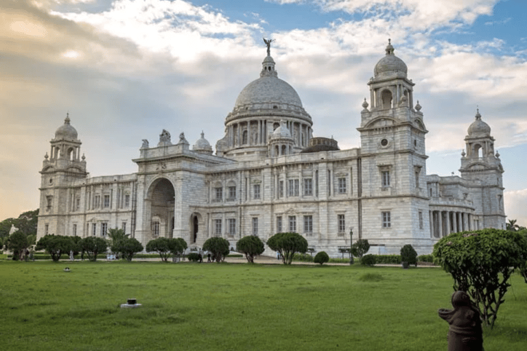 Kolkata: Full-Day City Tour with Boat Ride and Ganga Arti