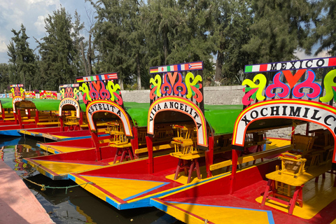 CDMX: Trajinera Party at Xochimilco Drinks, Music & Tacos