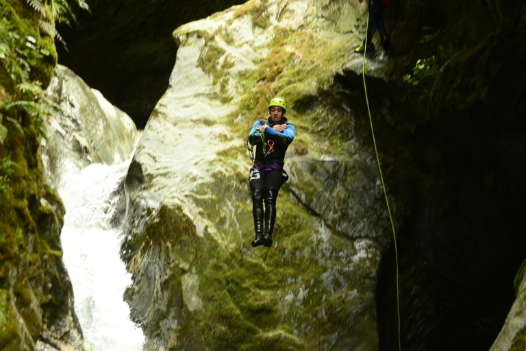 Mont Aspiring Canyoning Full Day Day de Queenstown