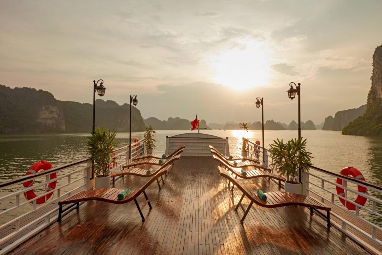Hanoi : 2D1N Croisière confortable dans la baie d'Halong en petit groupeChambre standard