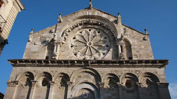 holy roads art and city in puglia