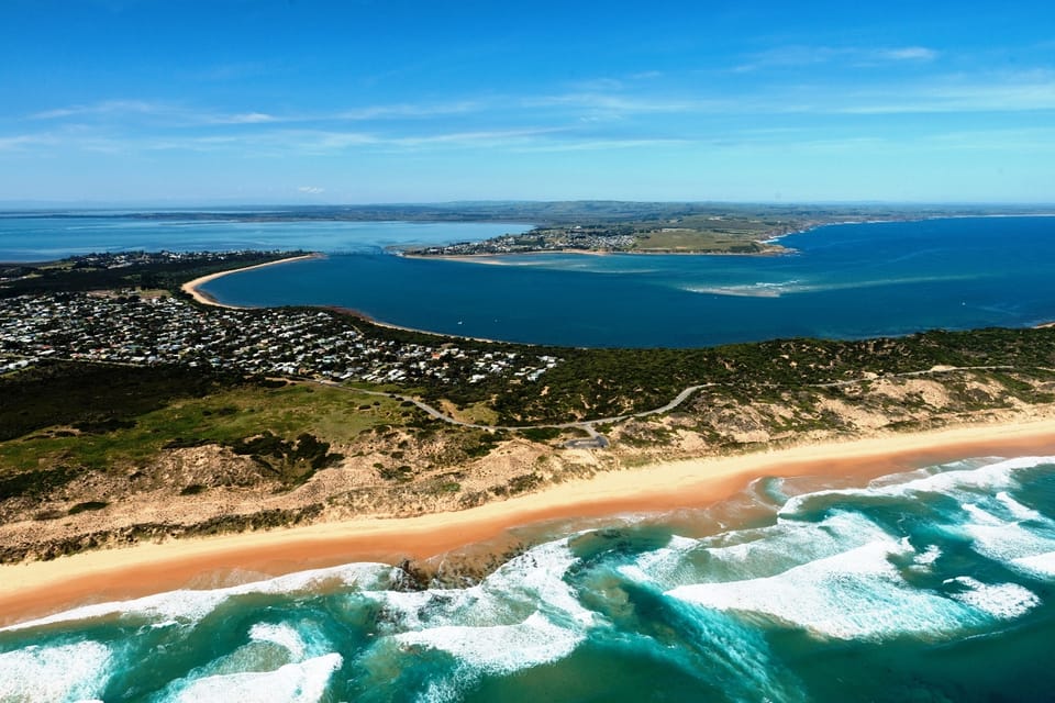 Newhaven Phillip Island Kustfoto Helikoptervlucht GetYourGuide