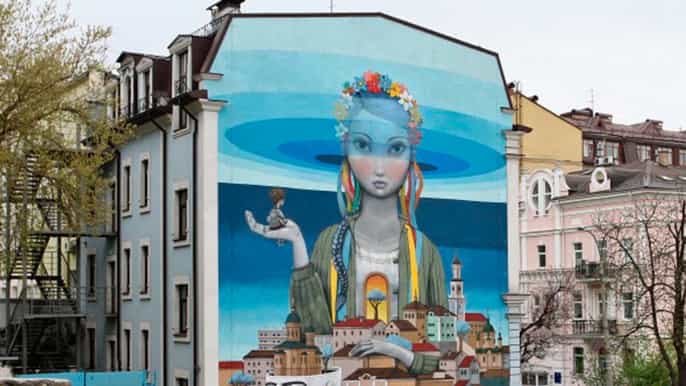 kiev street art walking tour