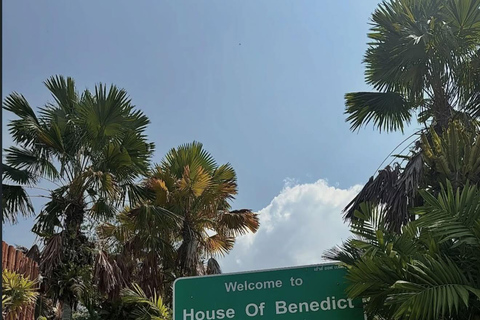 Pattaya: House of Benedict Entry Ticket Entry Ticket for Foreigners with Work permit / Pink ID