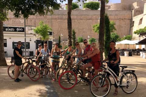 Ibiza: Town Highlights Tour by Bike