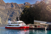 Milford Sound, Cruise e Subwater Observatory - Housity