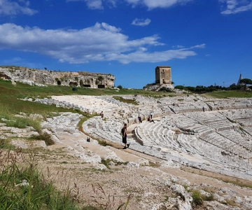 Catania: Syracuse, Ortigia, and Noto Tour with Brunch
