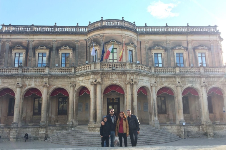 Catania: Syracuse, Ortigia en Noto, vervoer en rondleidingPrivétour vanuit Taormina