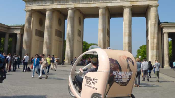 berlin city tour by velotaxi