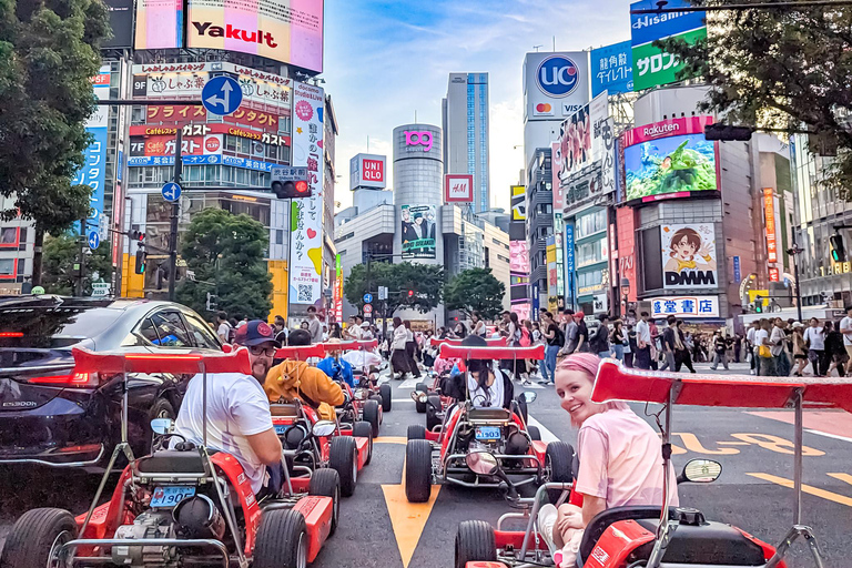 Passeio de karting em Shinjuku com roupa engraçada