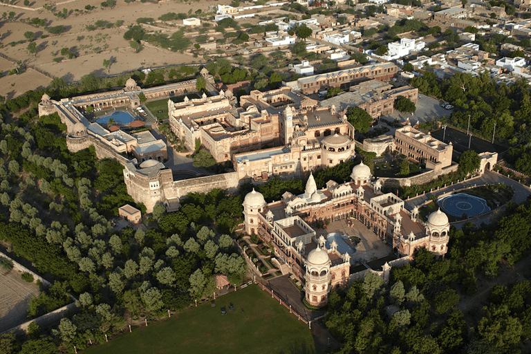 Jaipur: Dagsutflykt till Khimsaröknen med guide