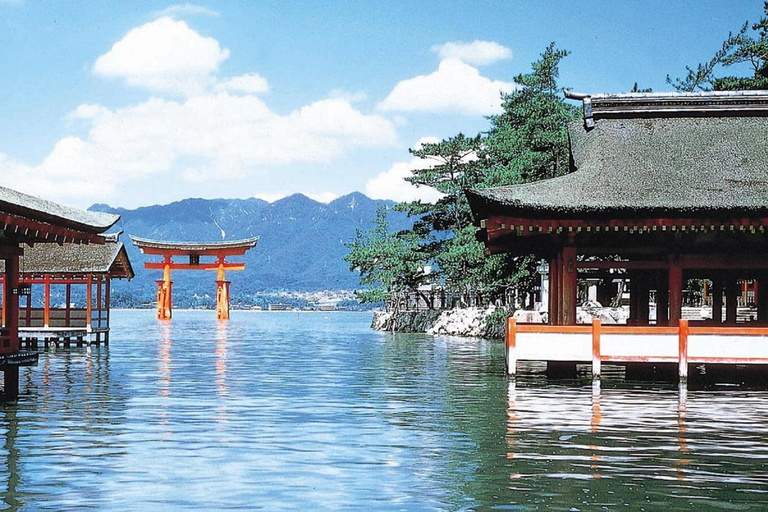 Hiroshima: Miyajima Island Spiritual & Scenic Walking Tour A Lovers : Romantic Walk Through Miyajima’s Sacred Beauty
