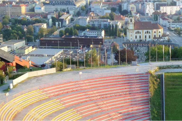 Innsbruck: biglietto per l&#039;arena olimpica di salto con gli sci BergiselInnsbruck: biglietto d&#039;ingresso al trampolino del Bergisel